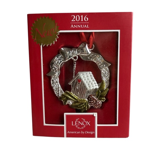 Lenox 2016 Annual Bless This Home Christmas Wreath Ornament 3.5" - Picture 1 of 4